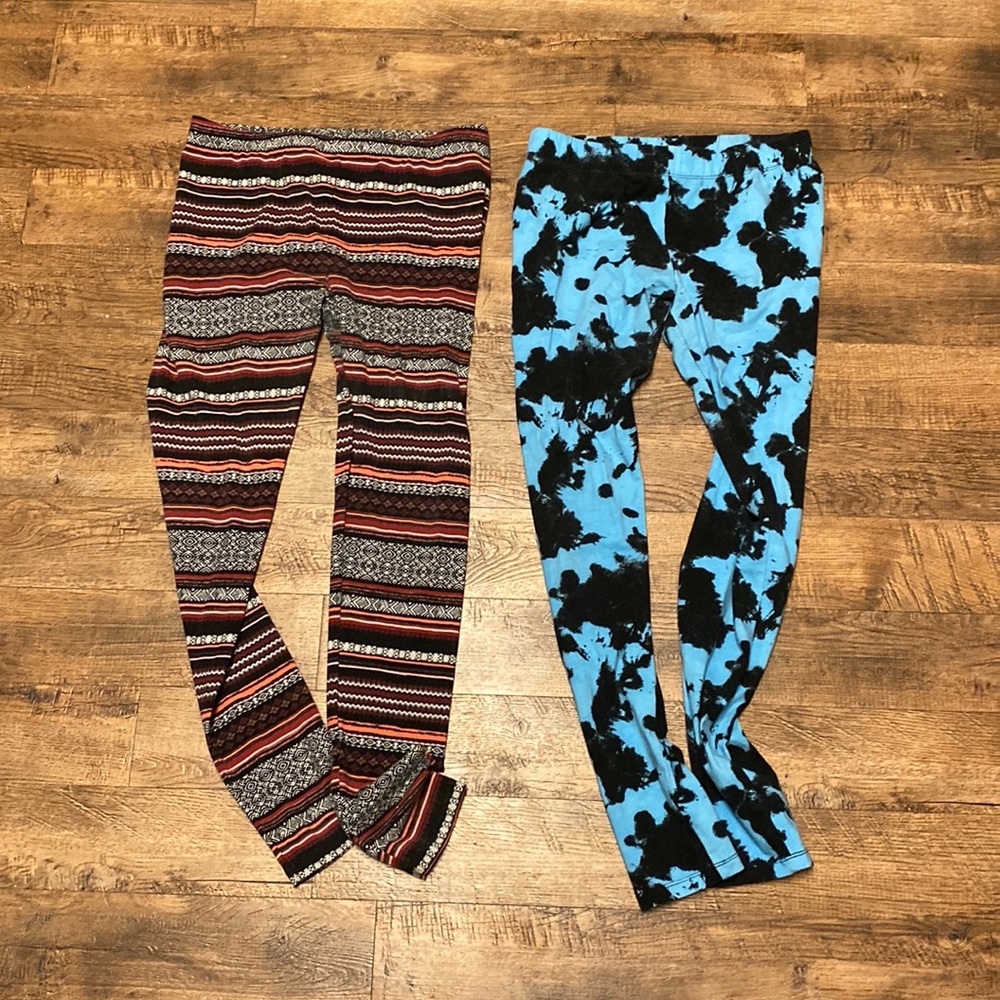 Threads 4 Thought Blue & Black Leggings + Forever 21 Multicolor Leggings M